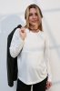 Стильний лонгслів для вагітних та годуючих Marissa молочний